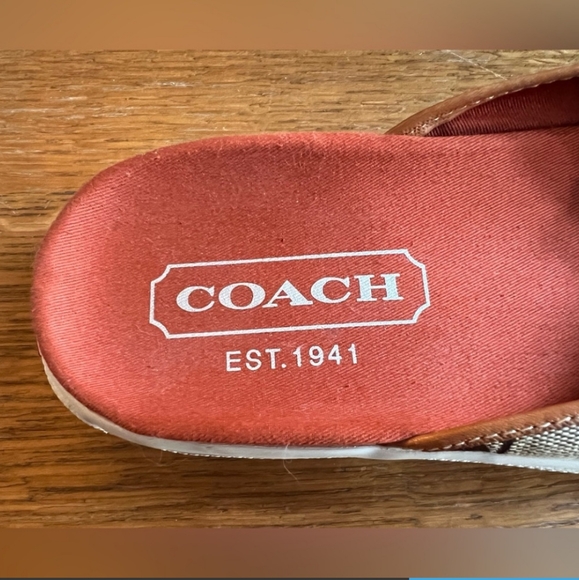 Authentic Coach slide on sandals - Picture 2 of 4